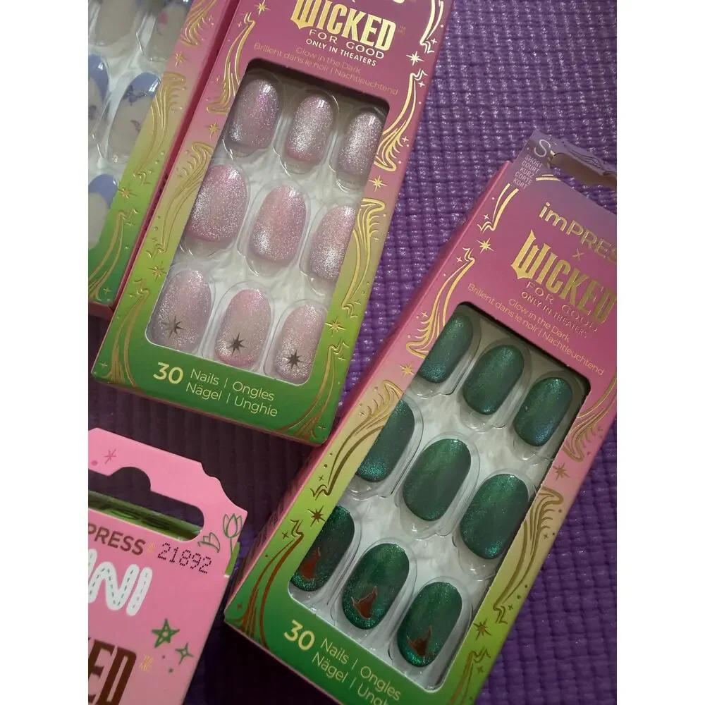 New Kiss Impress Falscara x Wicked Elphaba Glinda Lashes & Nails Lot